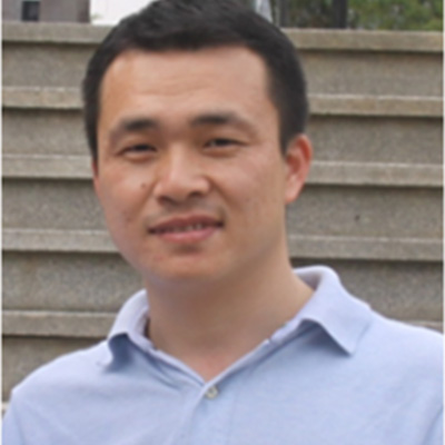 　　劉名卓  　　華東師范大學(xué)開(kāi)放教育學(xué)院國際合作教育中心主任，全國信息技術(shù)標準化委員會(huì )教育技術(shù)分技術(shù)委員會(huì )專(zhuān)家委員。